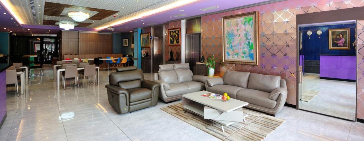 Lily Hotel Kaohsiung Exterior foto